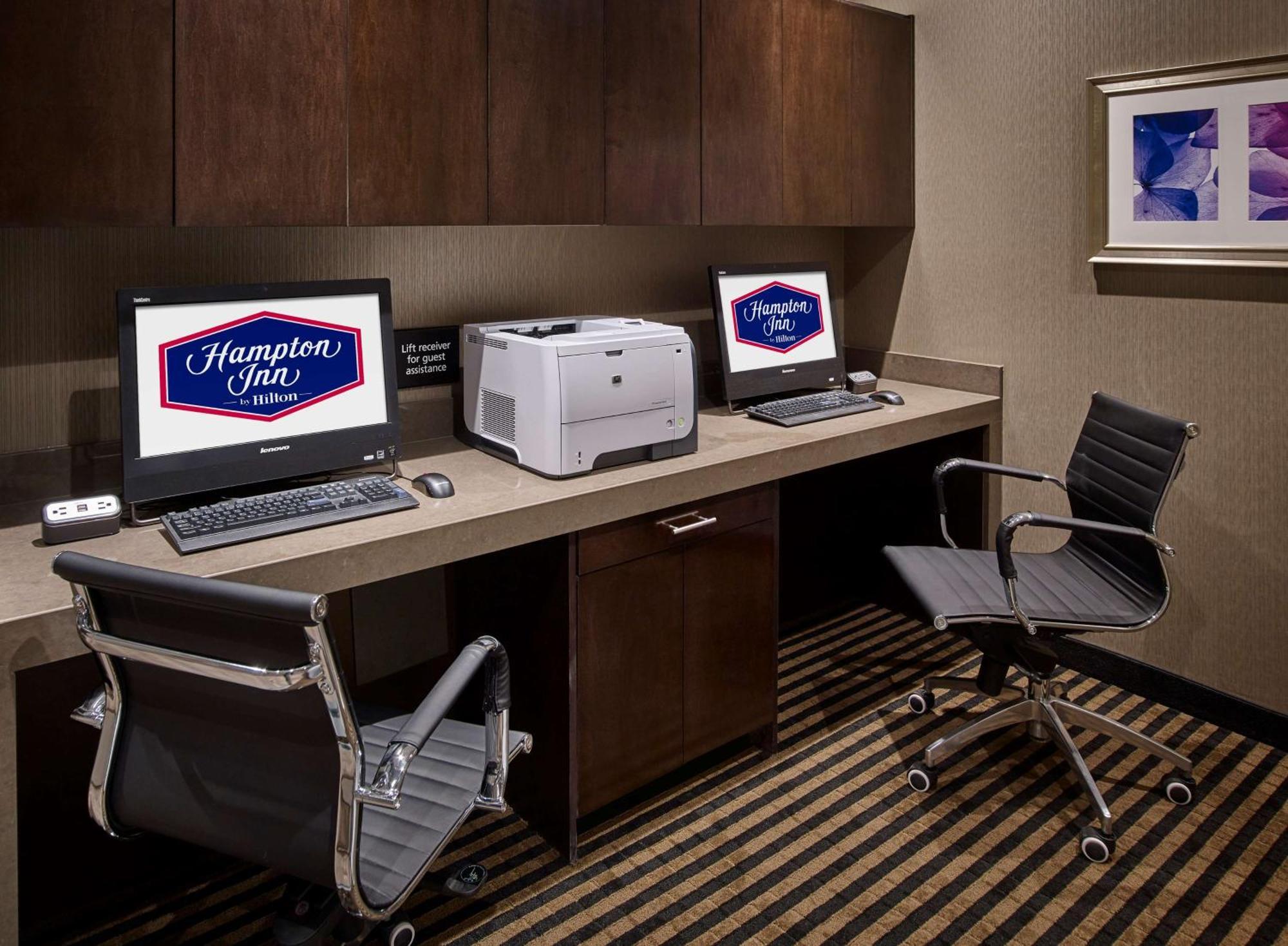 Hampton Inn By Hilton Timmins Exterior foto