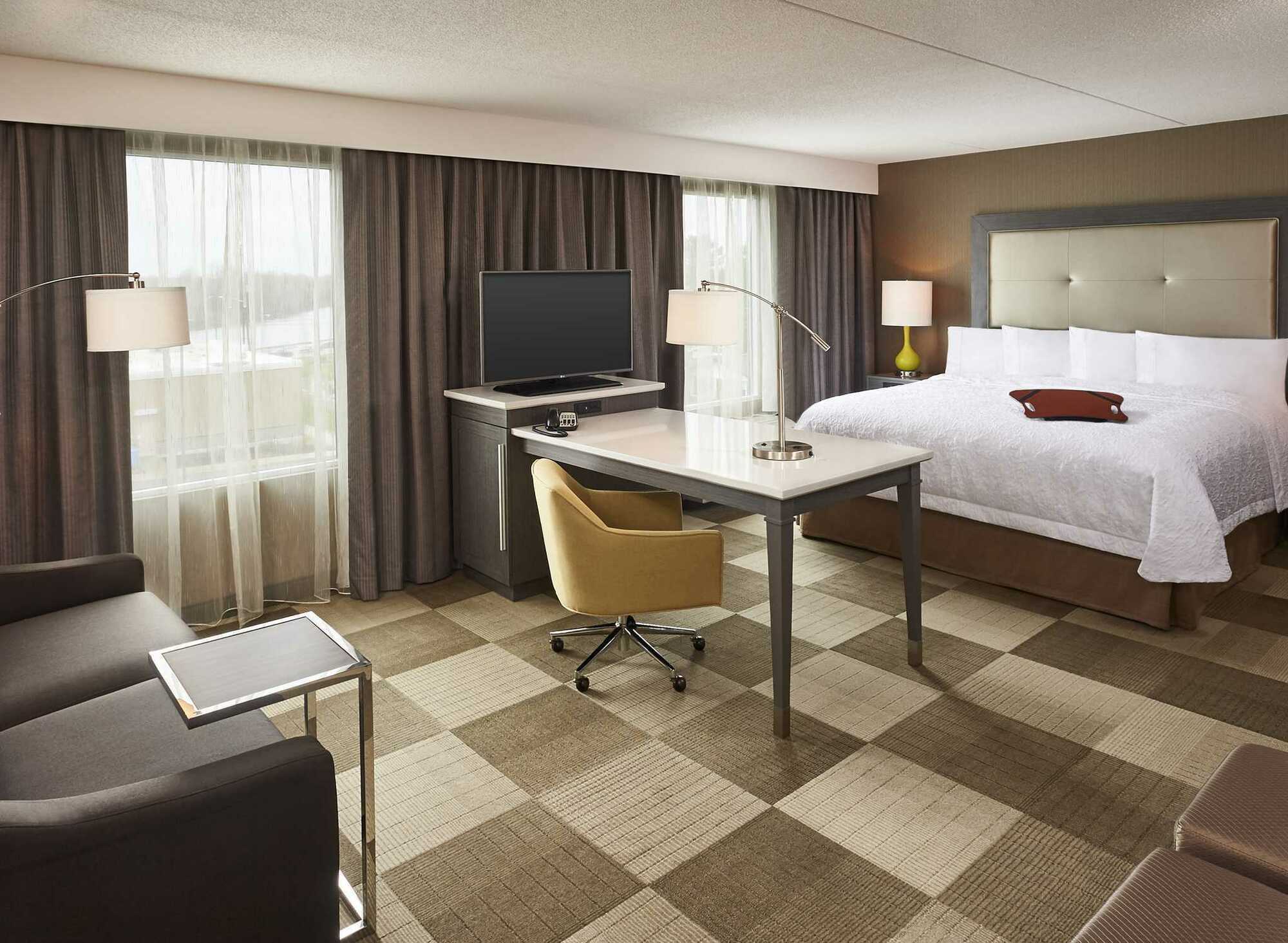 Hampton Inn By Hilton Timmins Exterior foto